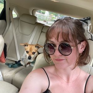 Meet your Posher, Carlin